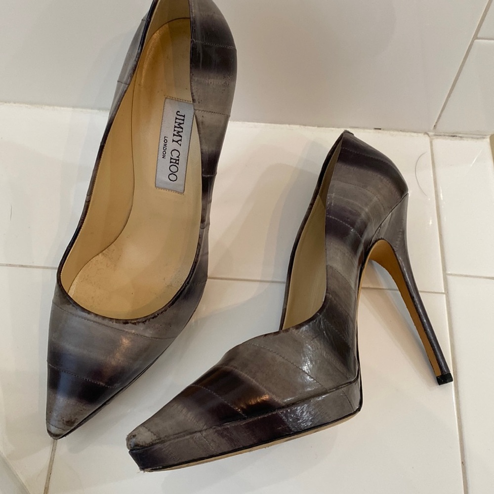 Jimmy Choo Genuine Stingray Skin Pumps size 40